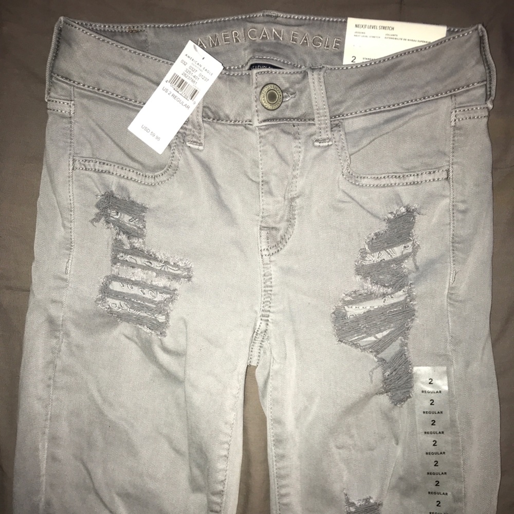 American Eagle Ripped Jeans in Grey